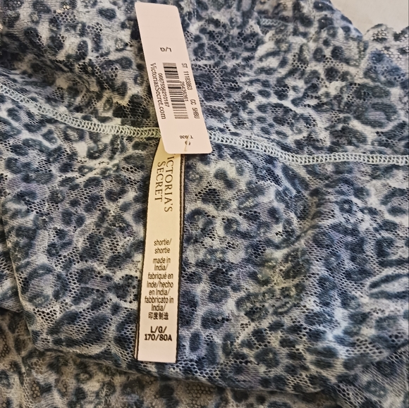 Victoria's Secret Shortie Panty - Picture 4 of 7